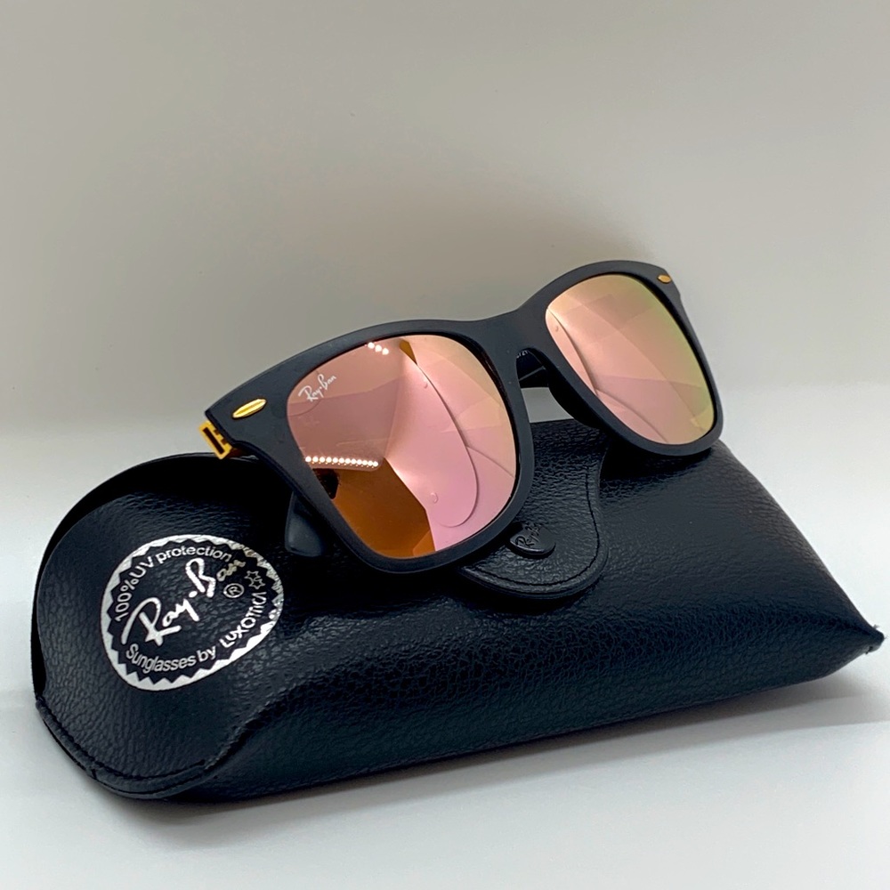 Ray-Ban Sunglasses 🕶